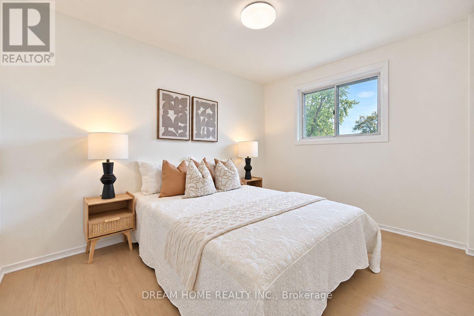 47 CLAREVILLE CRESCENT - Image 38