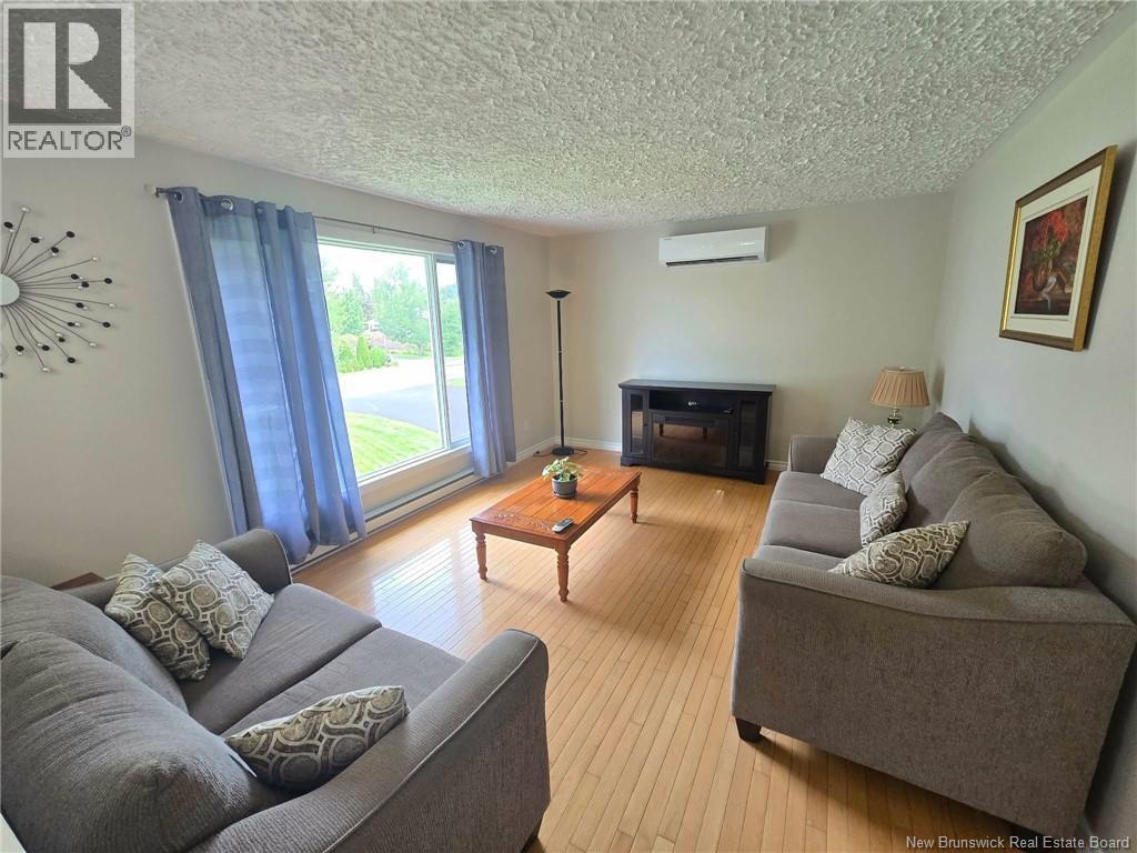 207 Jacques - Image 21