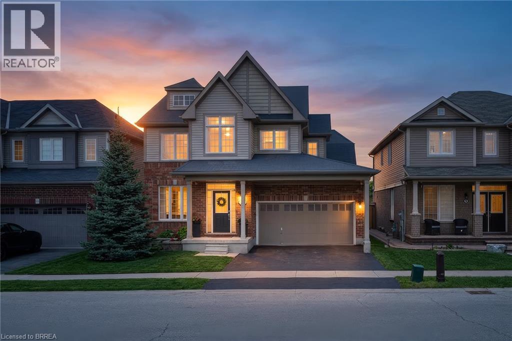 10 BISSET Avenue, Brantford — photo 3