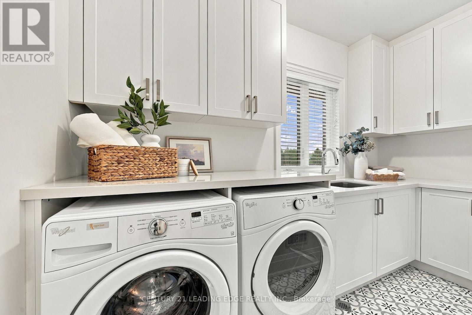301 FIDDLERS COURT - 41