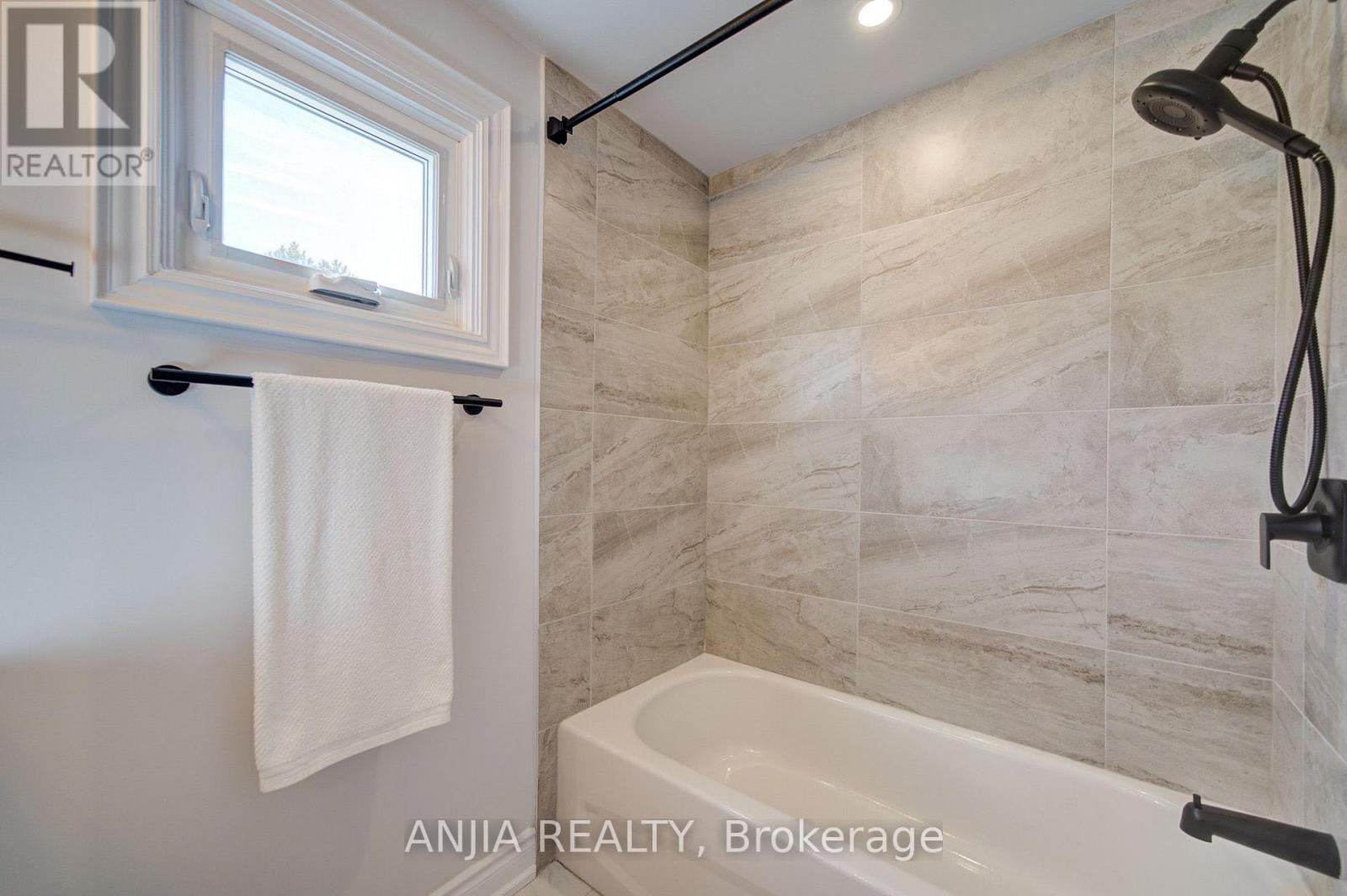 63 ENCHANTED HILLS CRESCENT - Image 41