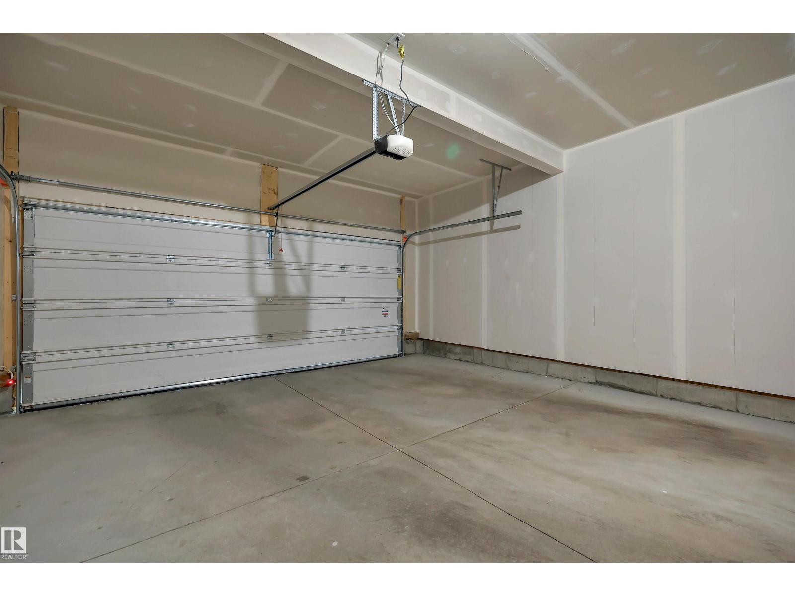 20503 21 AV NW - 22