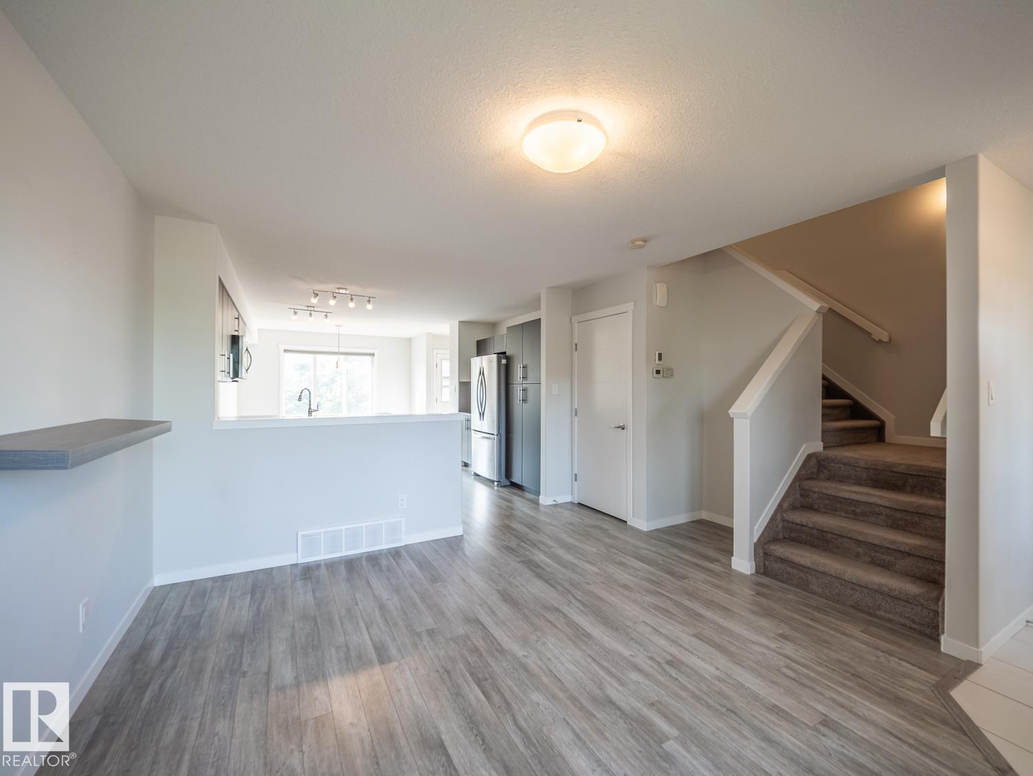 2211 16 AV NW - 11