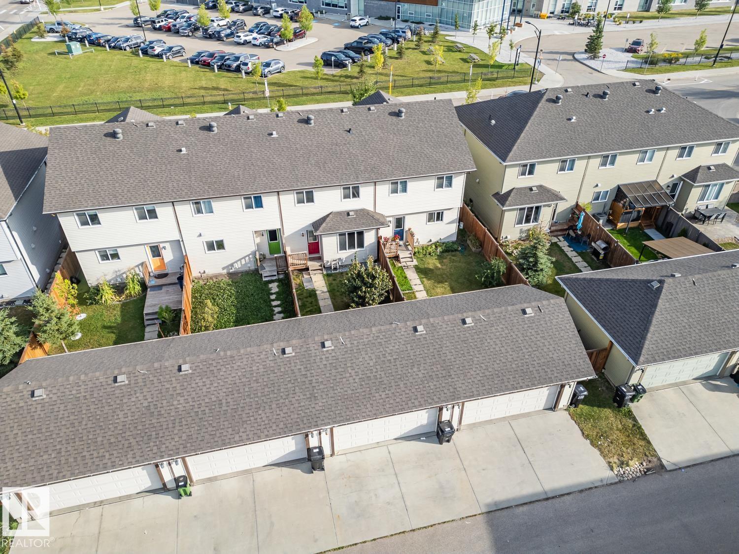 2211 16 AV NW - 38