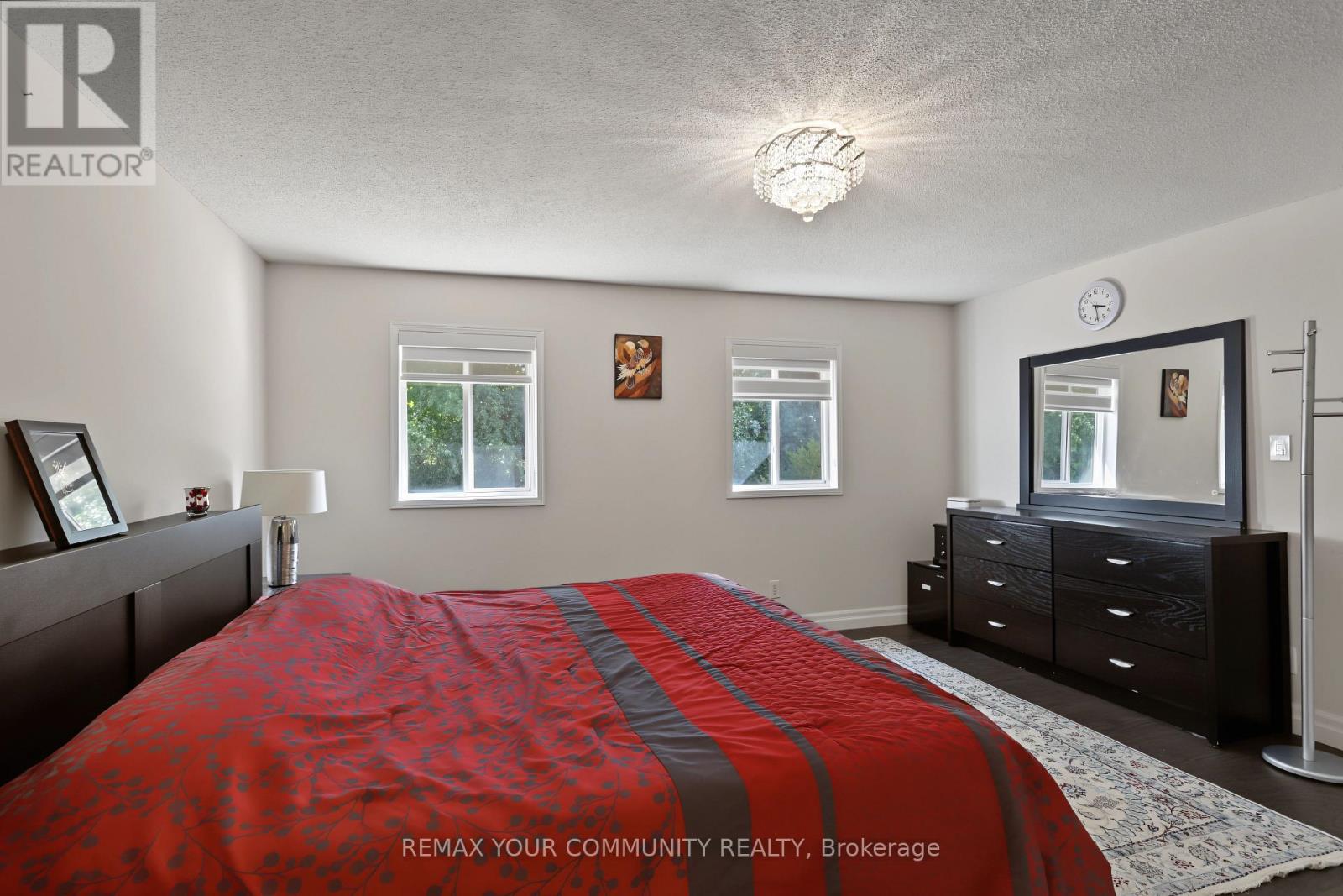 21 ENGLISH OAK DRIVE - 14