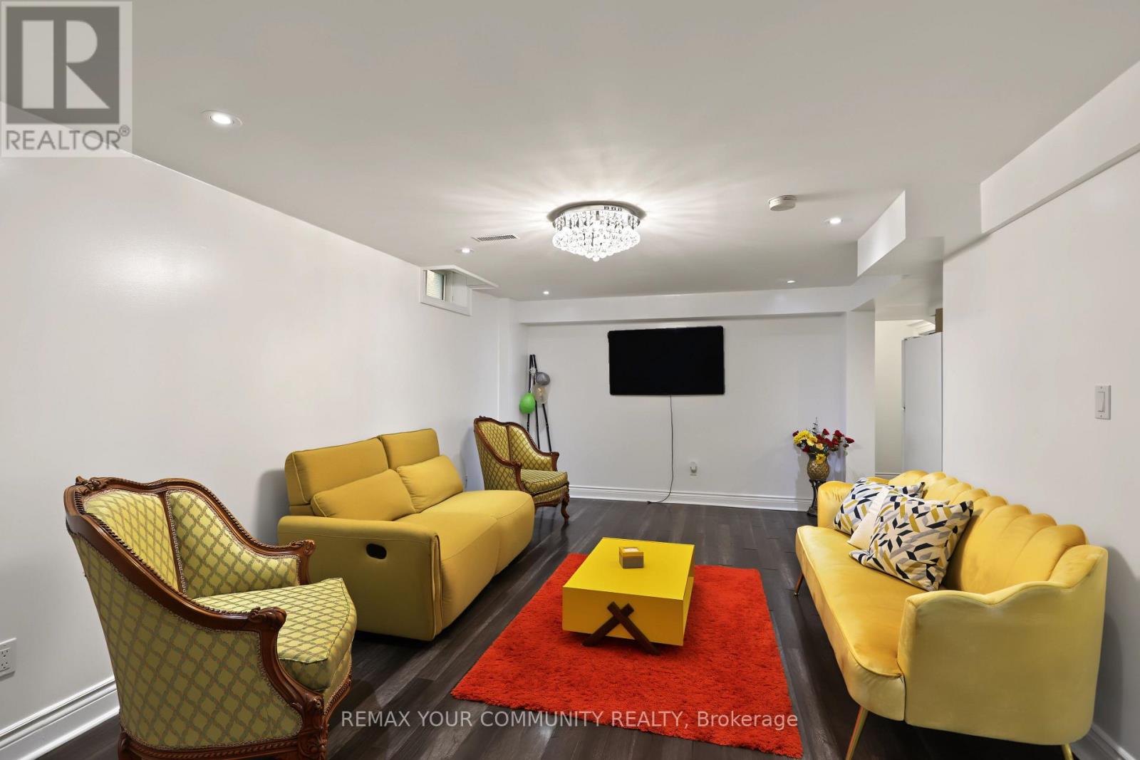 21 ENGLISH OAK DRIVE - 19
