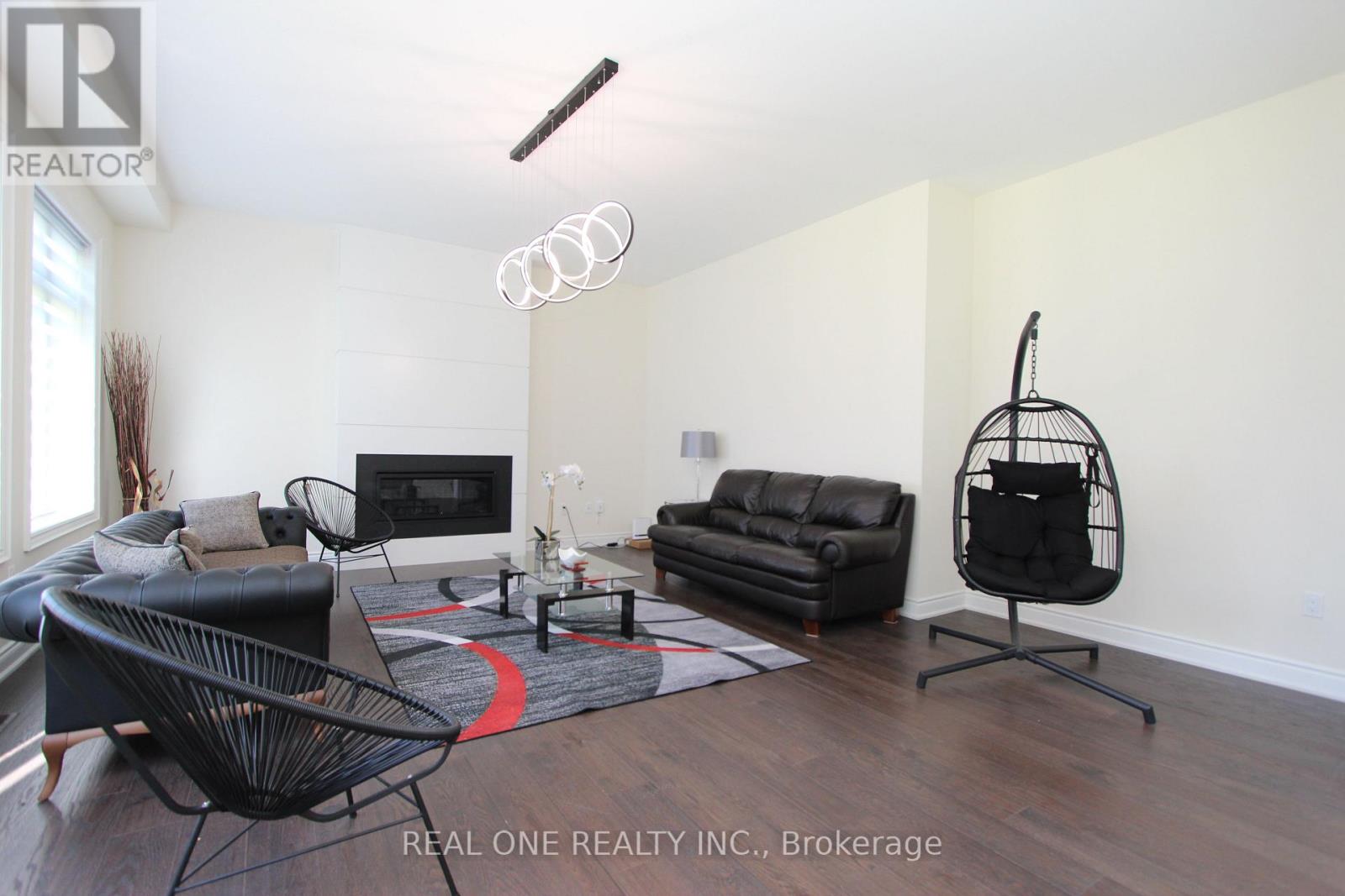 108 SILK TWIST DRIVE, East Gwillimbury (Holland Landing) — photo 3