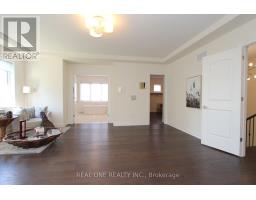 108 Silk Twist Drive, East Gwillimbury, ON L9N0W4 Photo 17