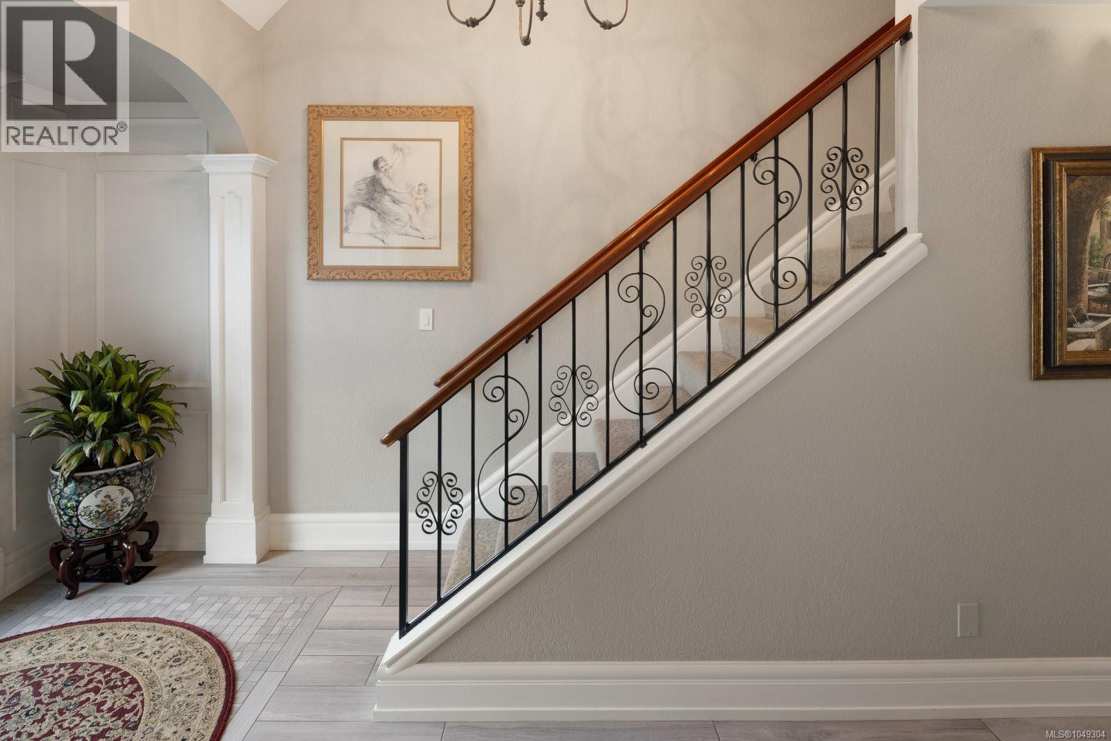 2773 Arbutus Rd - 28