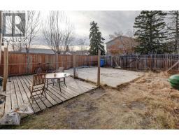 164 Faldale Close NE - photo 32