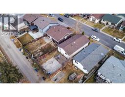 164 Faldale Close NE - photo 3