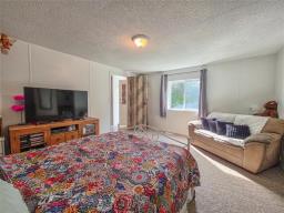 642 Brentwood Village, Brandon, MB R7B4C3 Photo 12
