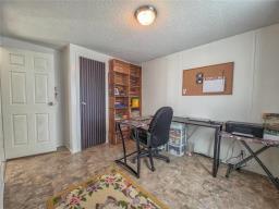 642 Brentwood Village, Brandon, MB R7B4C3 Photo 15