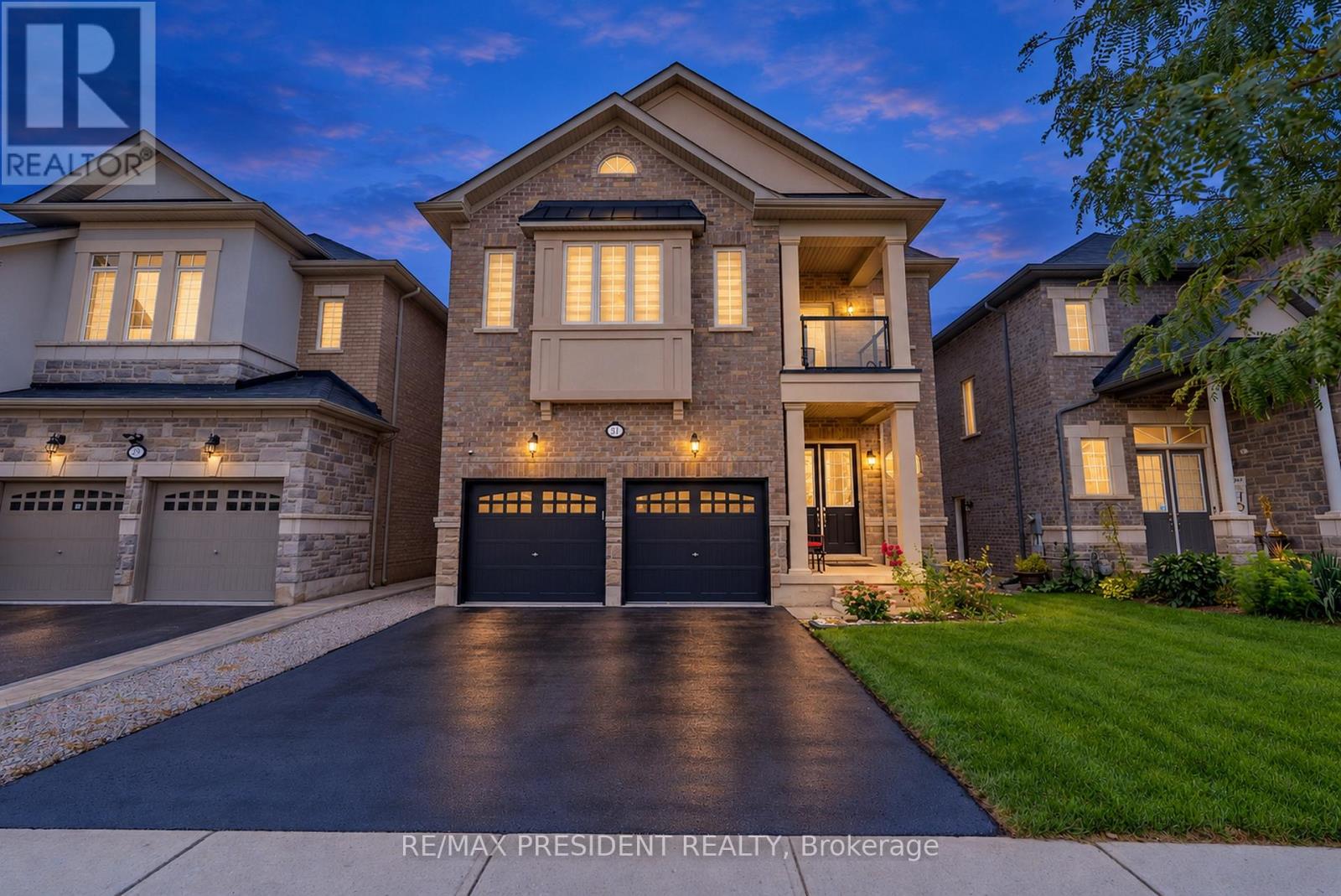 31 MONARCH DRIVE - 1