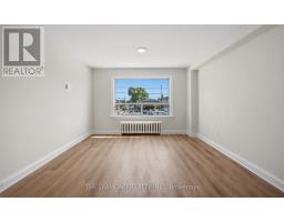 1958a Eglinton Avenue W, Toronto, ON M6E2J8 Photo 14