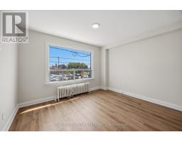 1958a Eglinton Avenue W, Toronto, ON M6E2J8 Photo 20