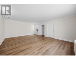 1958a Eglinton Avenue W, Toronto, ON M6E2J8 Photo 30