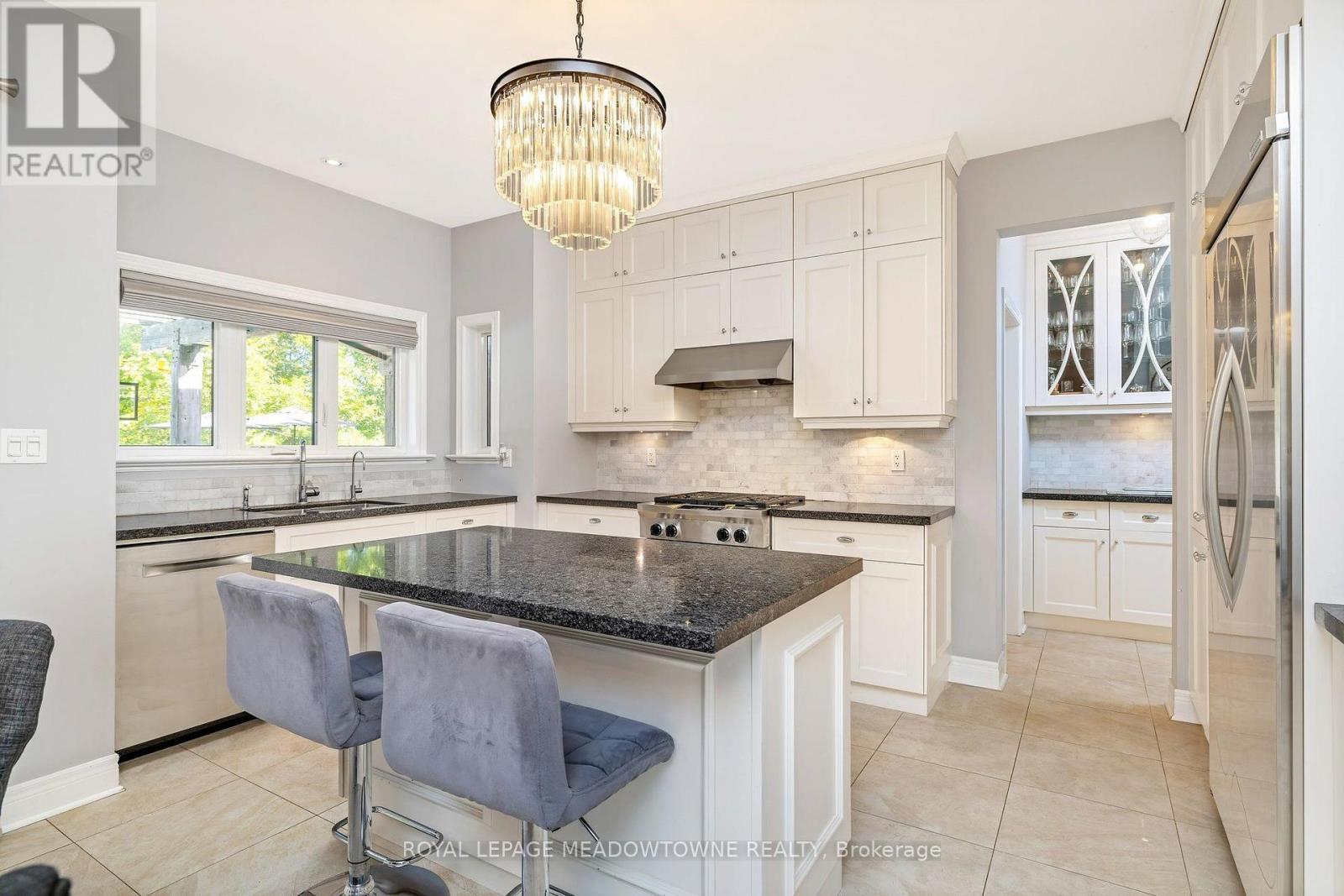 288 EATON STREET - 13
