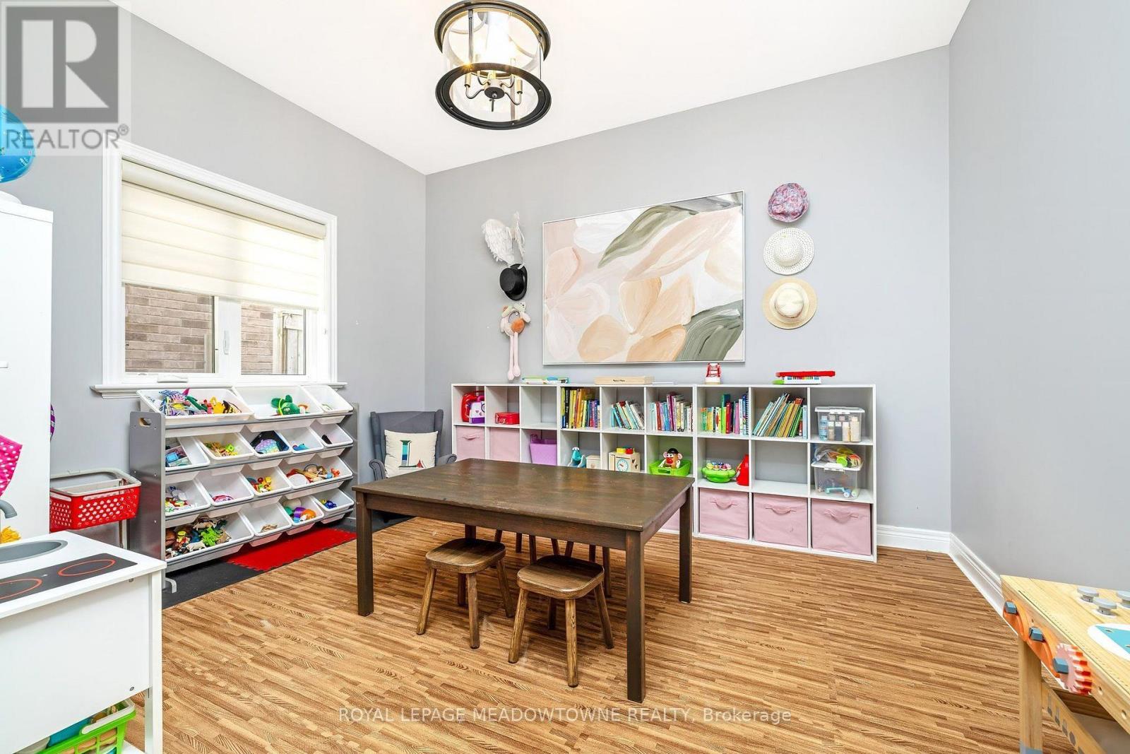 288 EATON STREET - 22