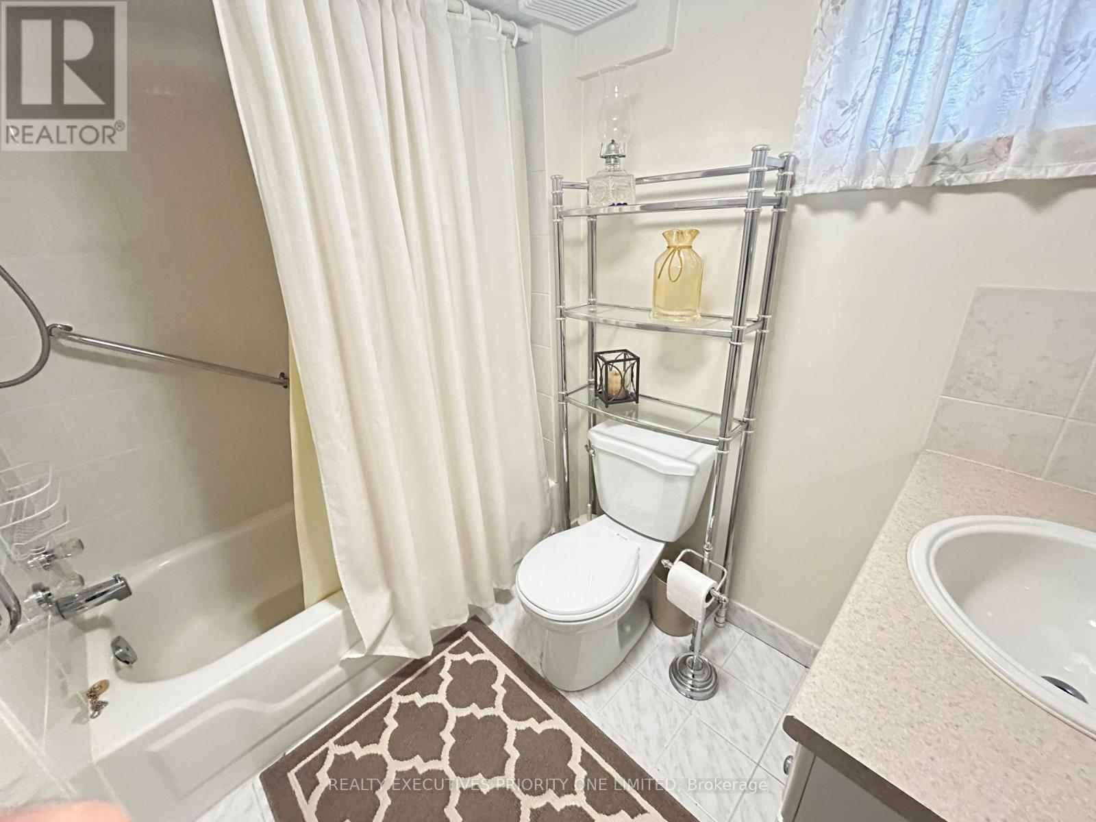 224 CALEDONIA ROAD - 10