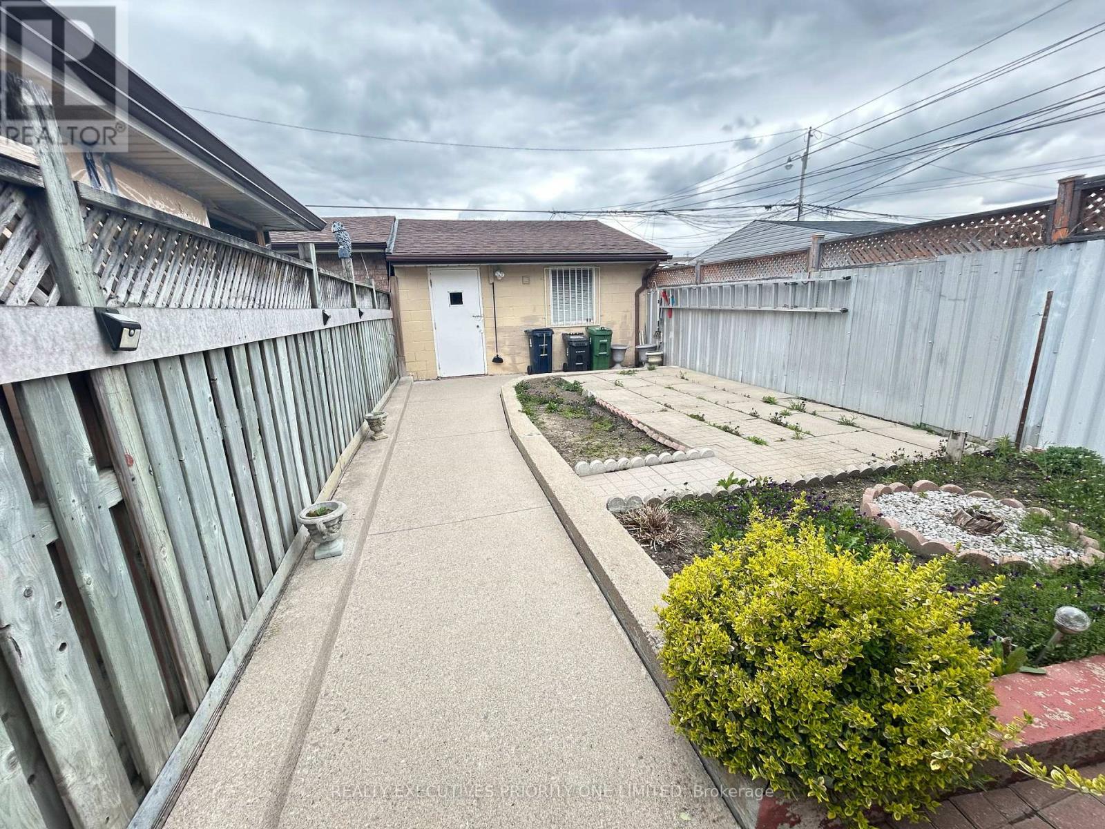 224 CALEDONIA ROAD - 14