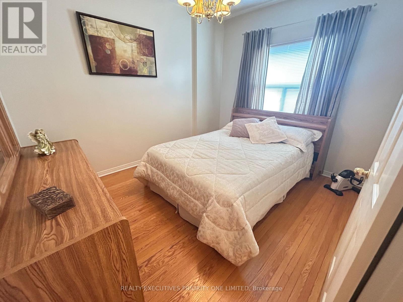 224 CALEDONIA ROAD - 7