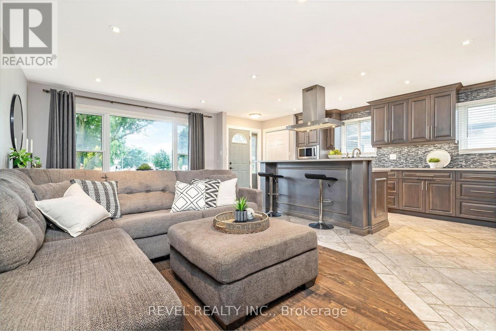 194 HAHN AVENUE - 14