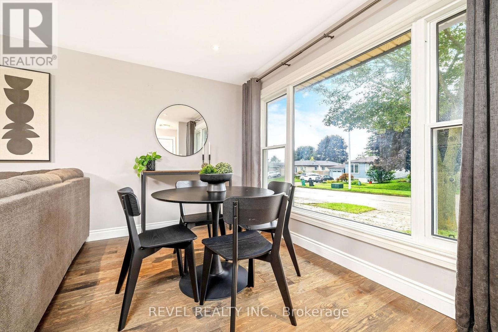 194 HAHN AVENUE - 15
