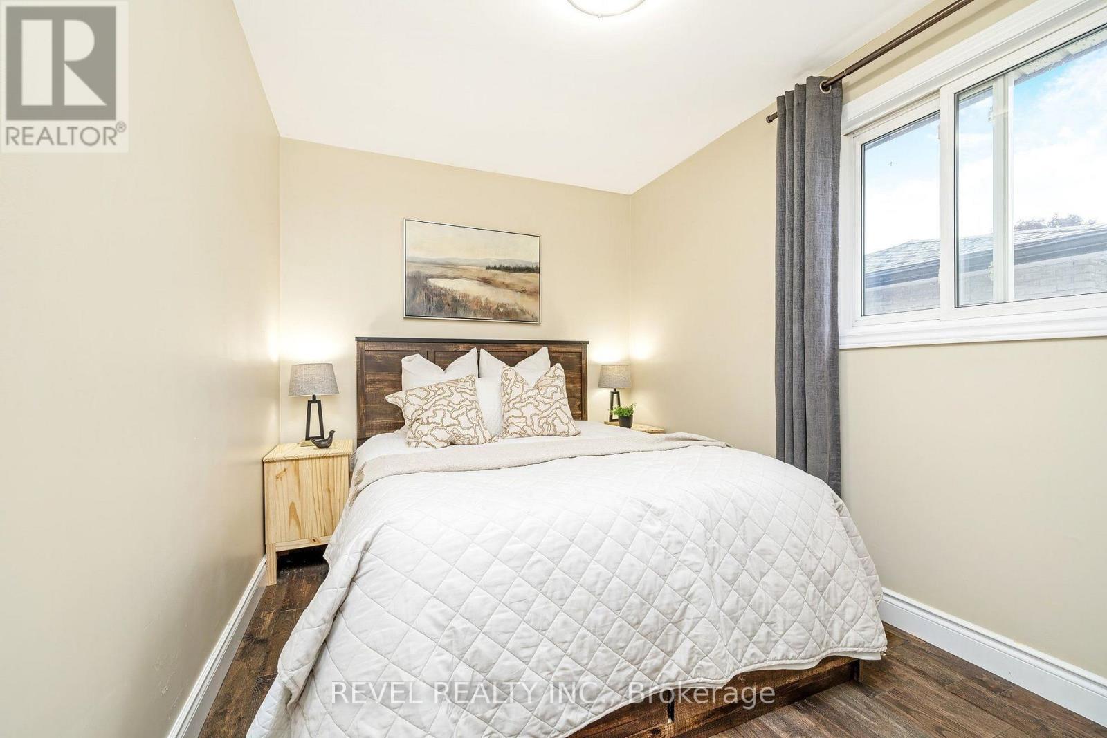 194 HAHN AVENUE - 18