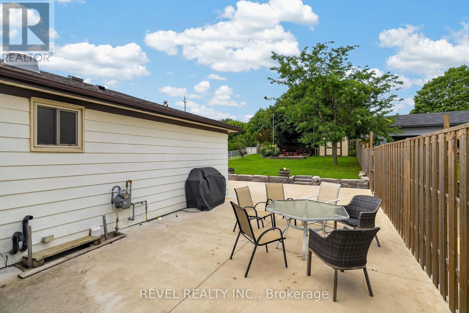 194 HAHN AVENUE - 30