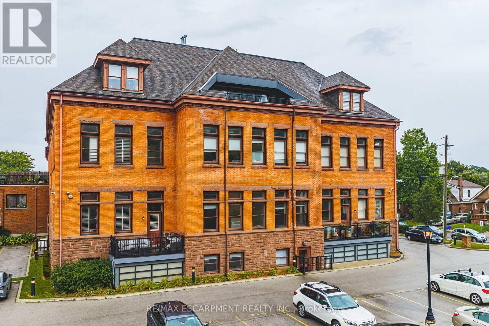 #PH16 200 STINSON STREET - 27