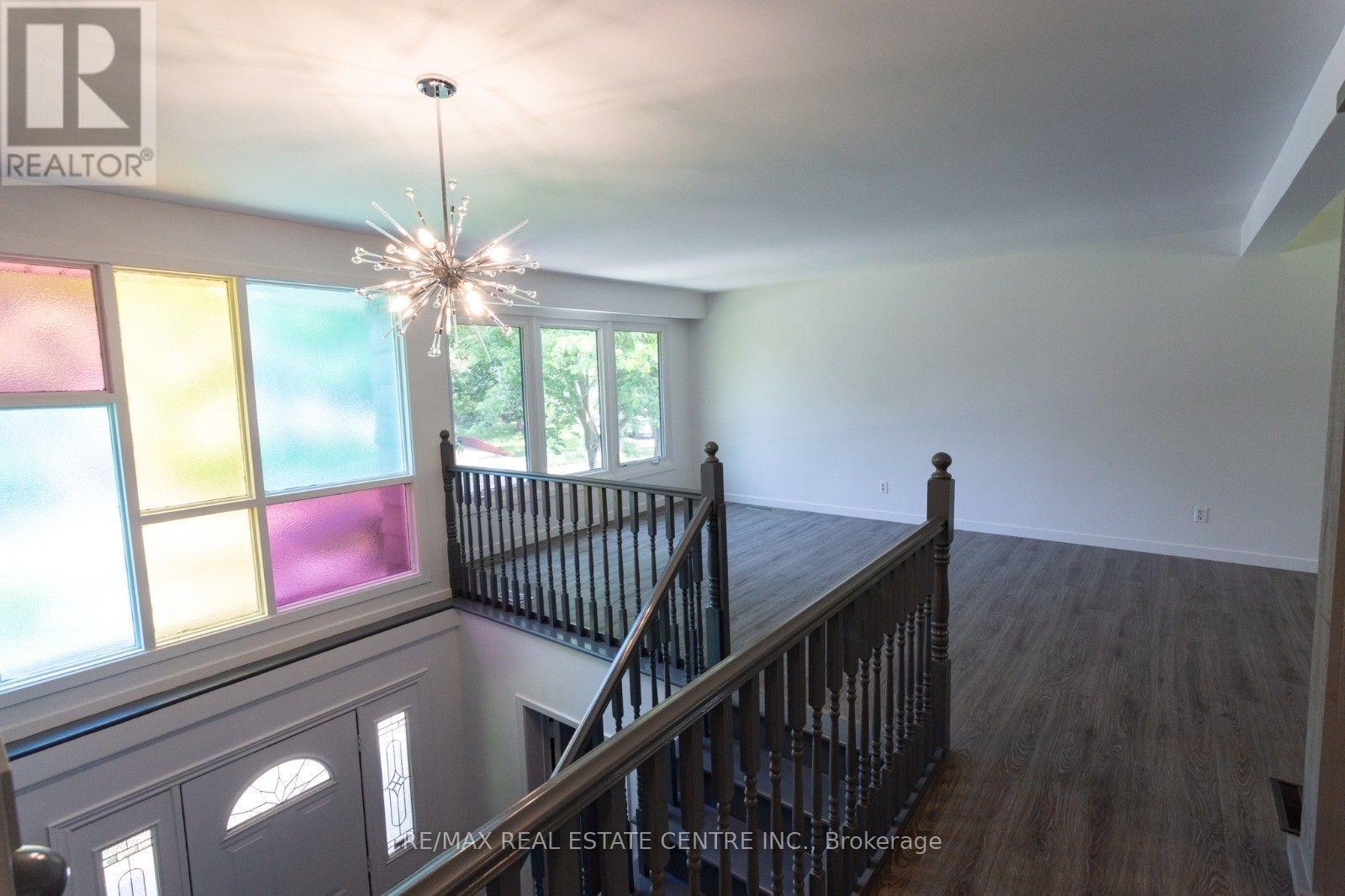 391 TAMARACK DRIVE - 7