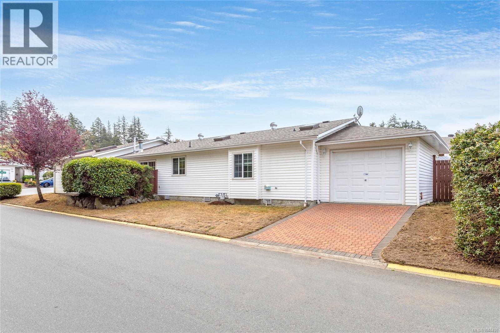 91 Raven Crt - 2