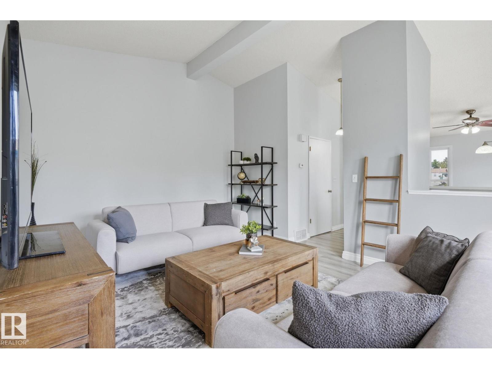 6431 180 ST NW - 8
