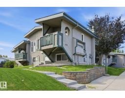 Row / Townhouse for sale at 6431 180 St NW, Edmonton — MLS® E4508178