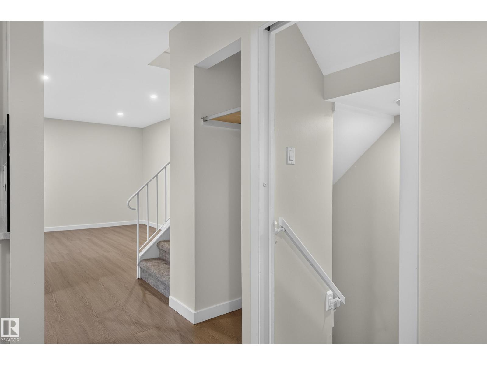 7117 180 ST NW - 19
