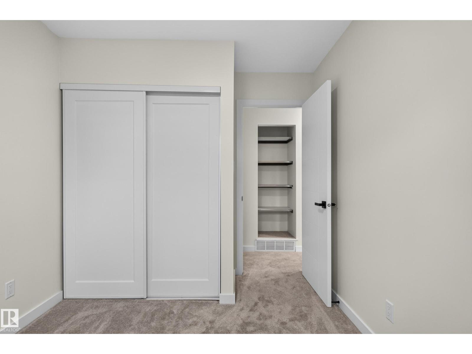 7117 180 ST NW - 29