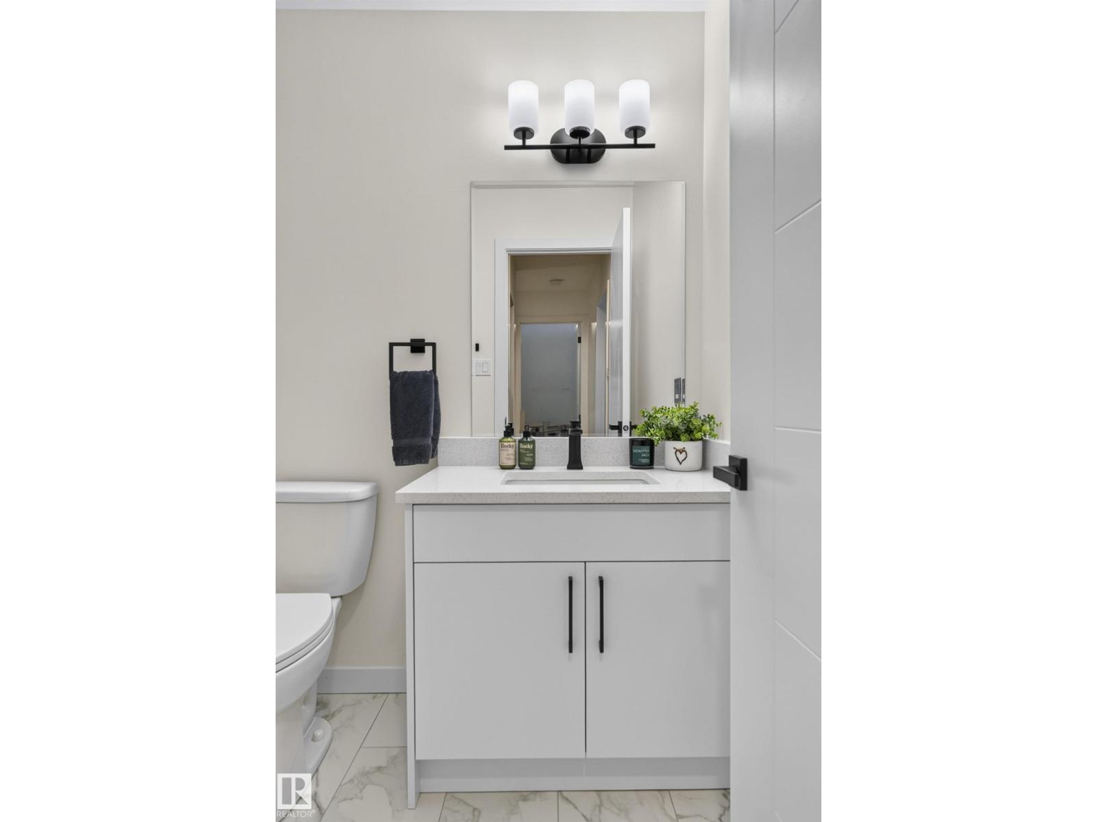 7117 180 ST NW - 30