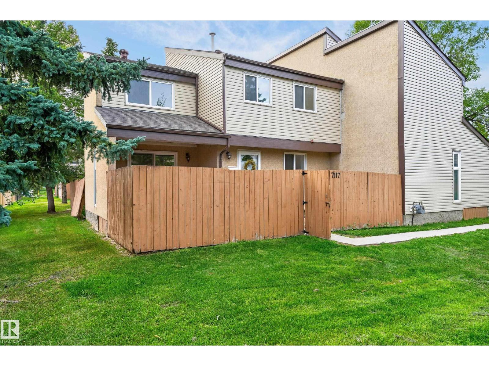 7117 180 ST NW - 38