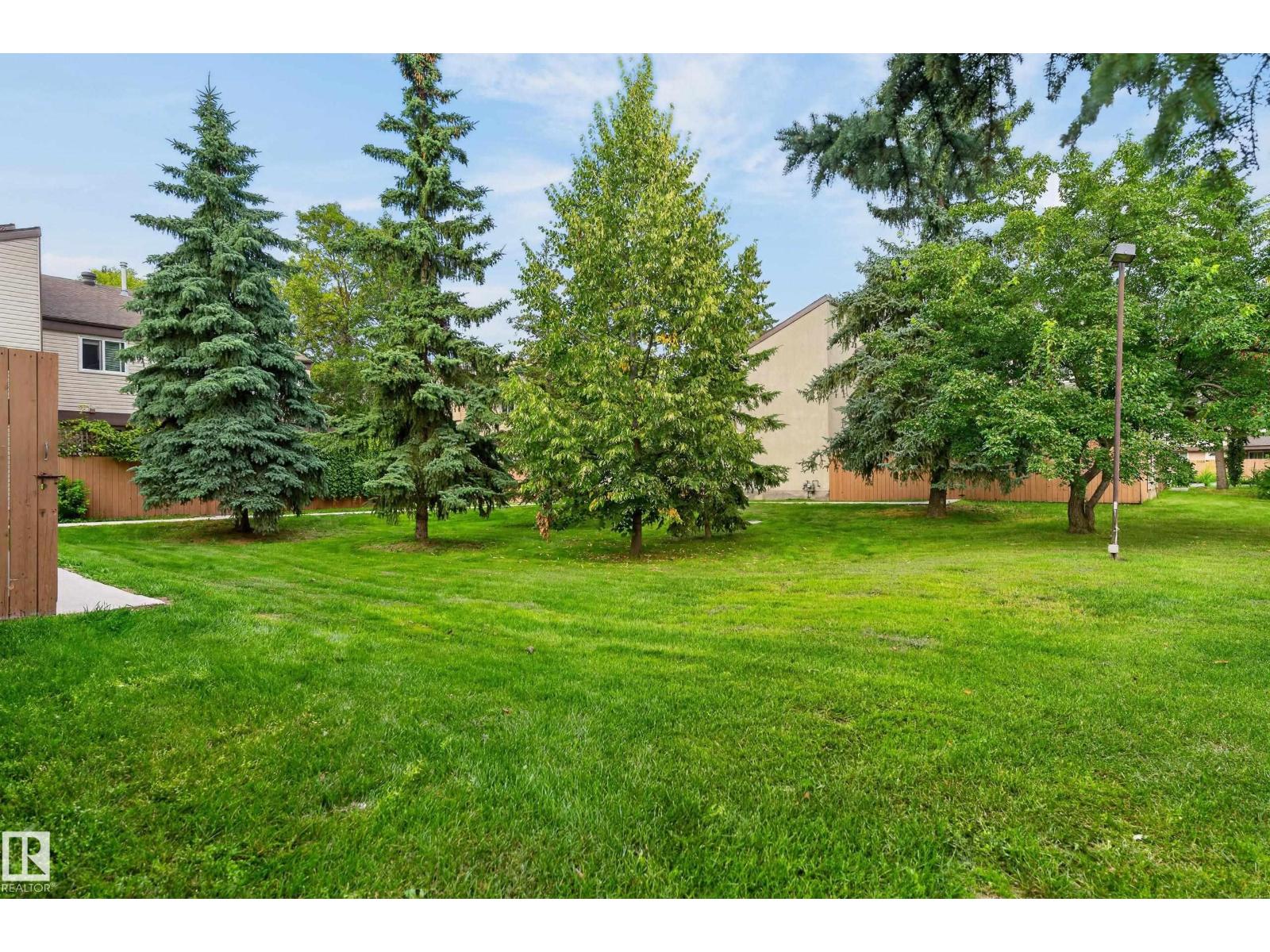 7117 180 ST NW - 39