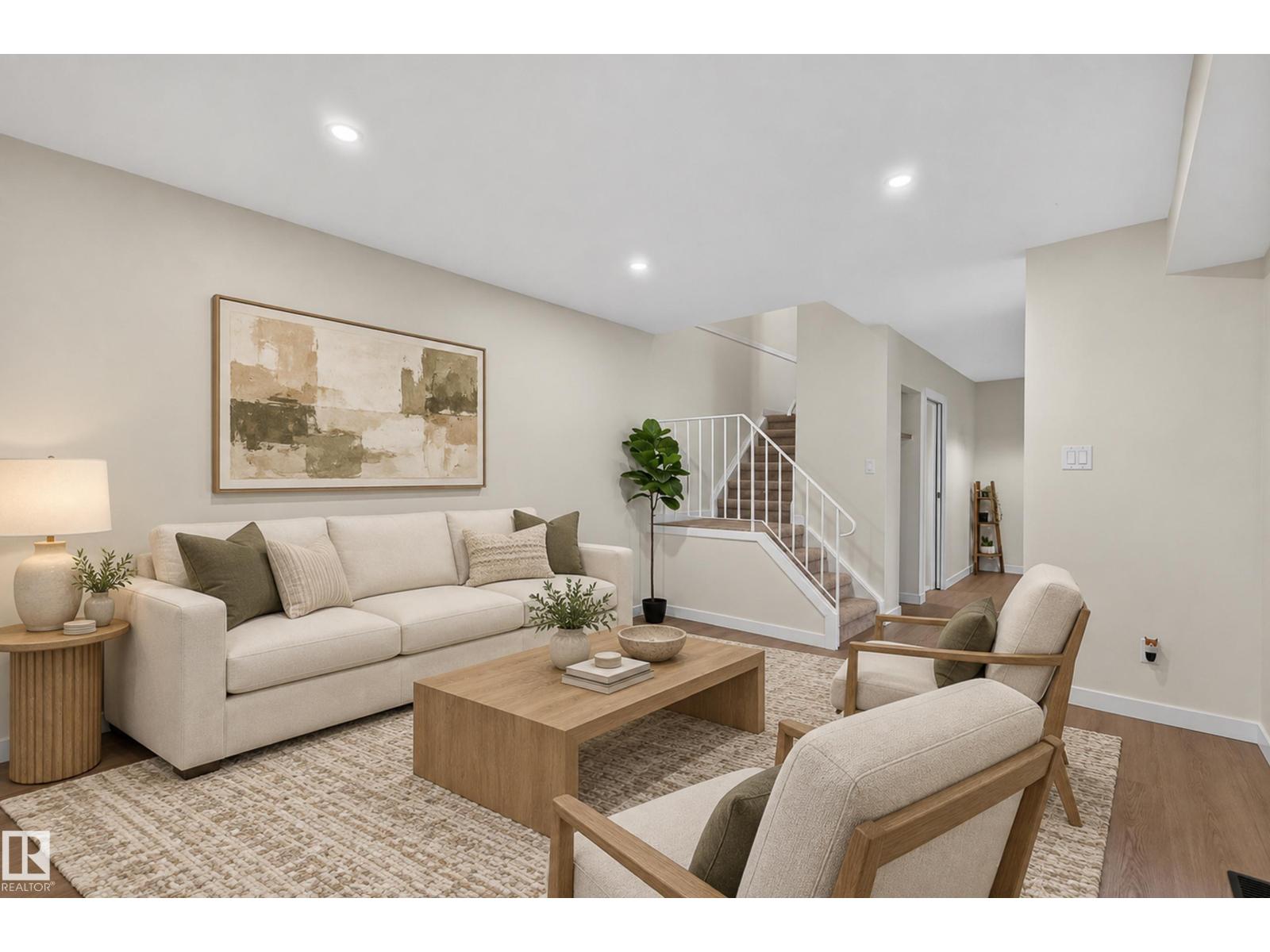 7117 180 ST NW - 7
