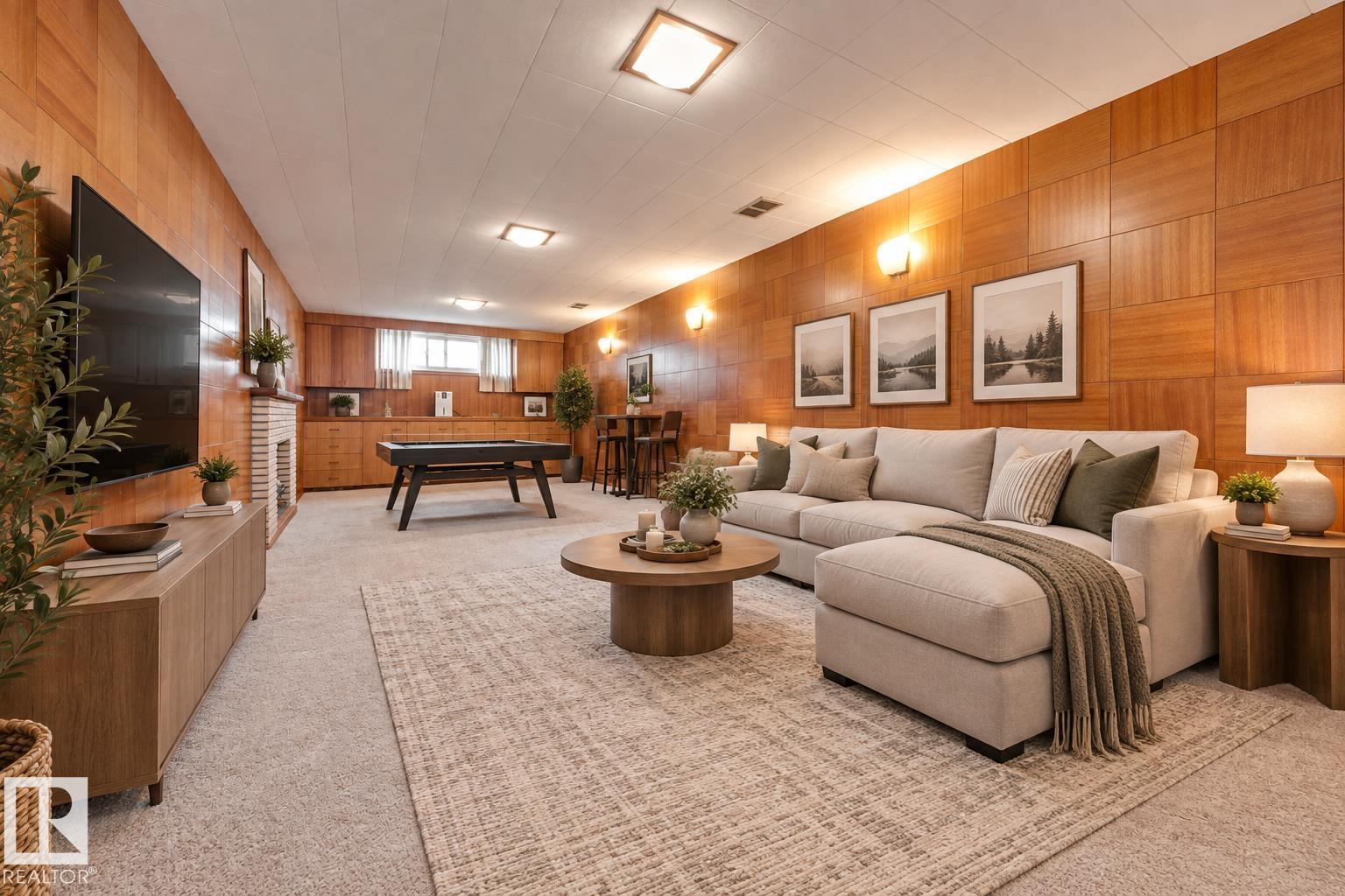 7312 82 ST NW - 41