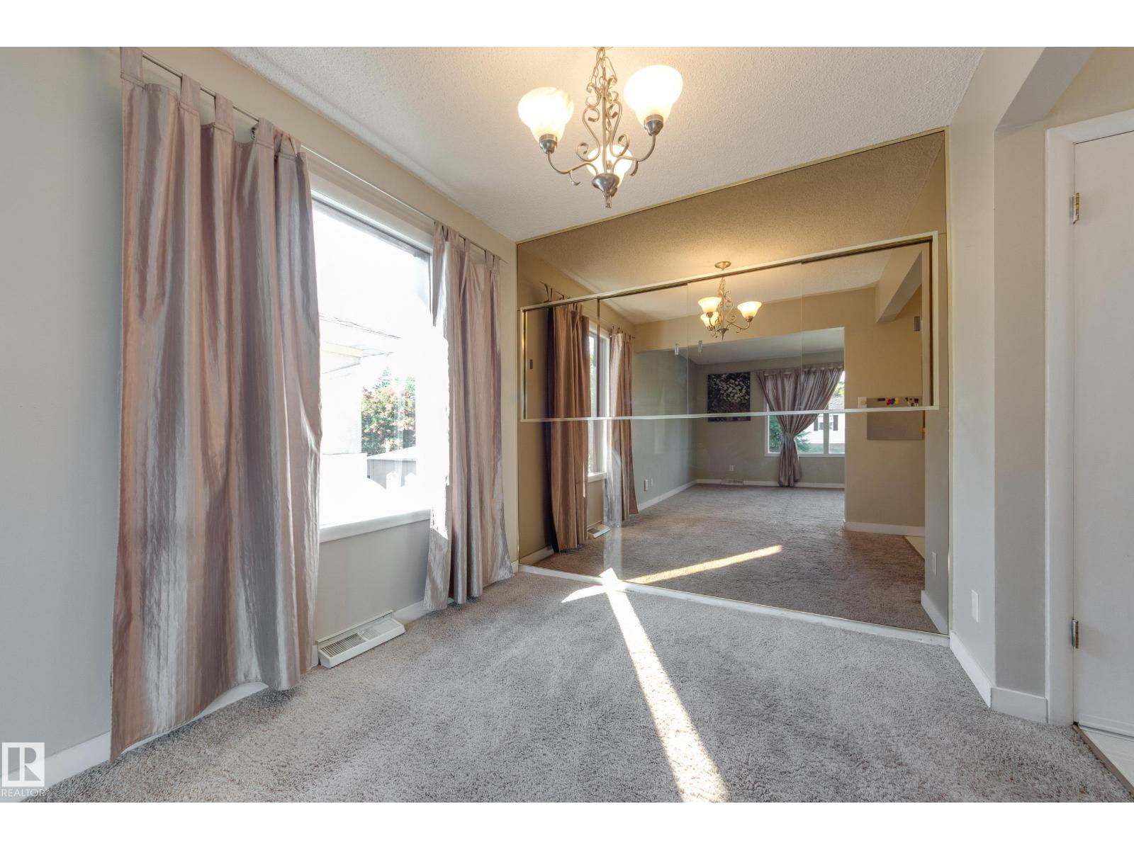 7312 82 ST NW - 8