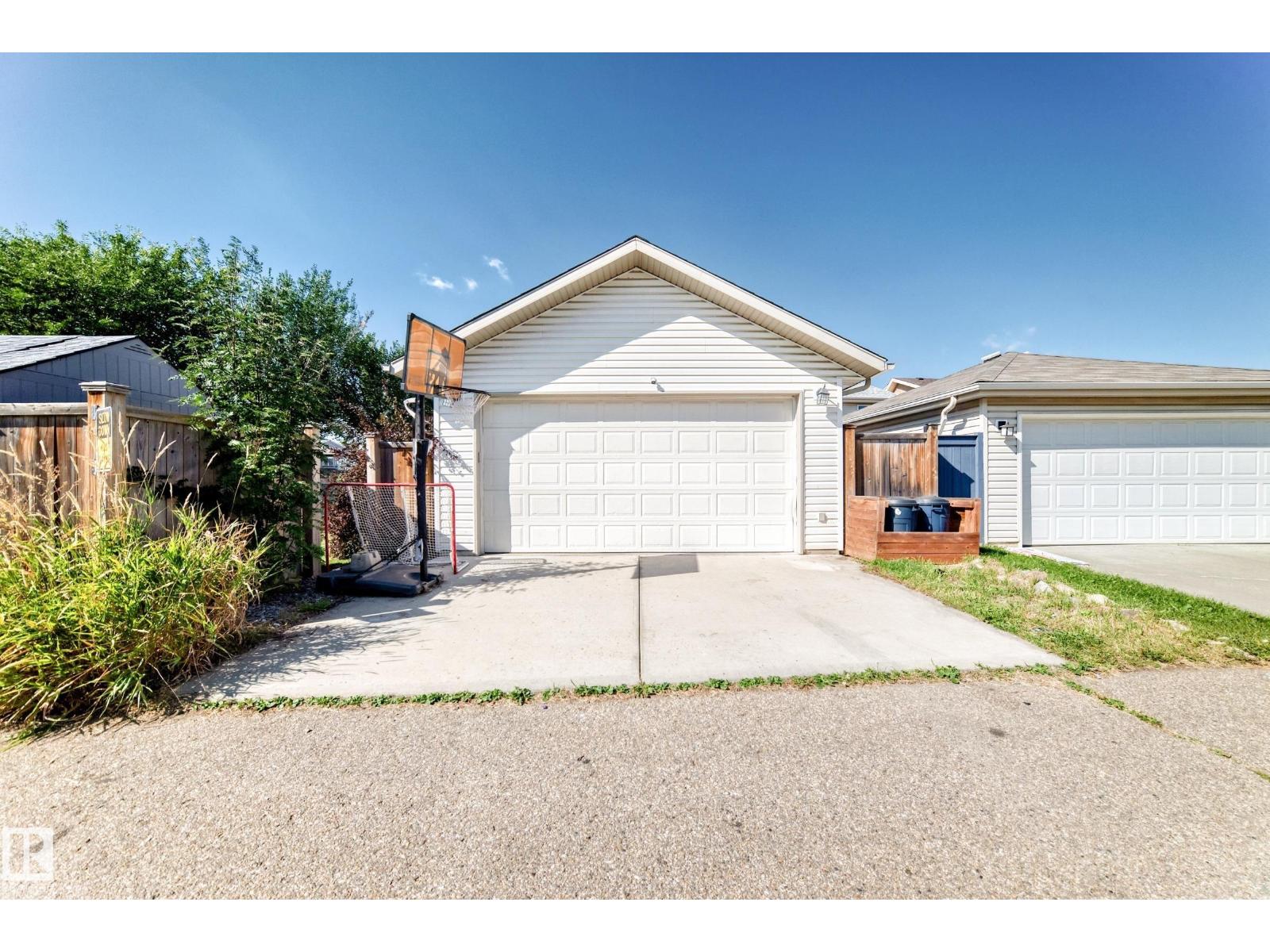 167 63 ST SW - 35