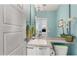 24 2925 King George Boulevard, Surrey, BC V4P1B8 Photo 24