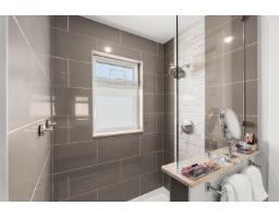 24 2925 King George Boulevard, Surrey, BC V4P1B8 Photo 29