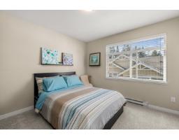 24 2925 King George Boulevard, Surrey, BC V4P1B8 Photo 30