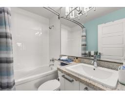 24 2925 King George Boulevard, Surrey, BC V4P1B8 Photo 32
