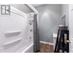 Bath (# pieces 1-6) - 1 Brookside Road, Hatchet Cove, NL A0E1A0 Photo 7