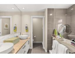 24 2925 King George Boulevard, Surrey, BC V4P1B8 Photo 27